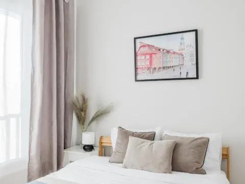 Velvet Apartment by KRAMM, photo 2 of 10
