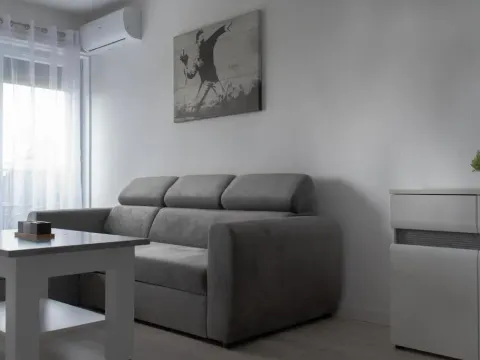 RentPlanet - Apartament przy Lotnisku, photo 9 of 10